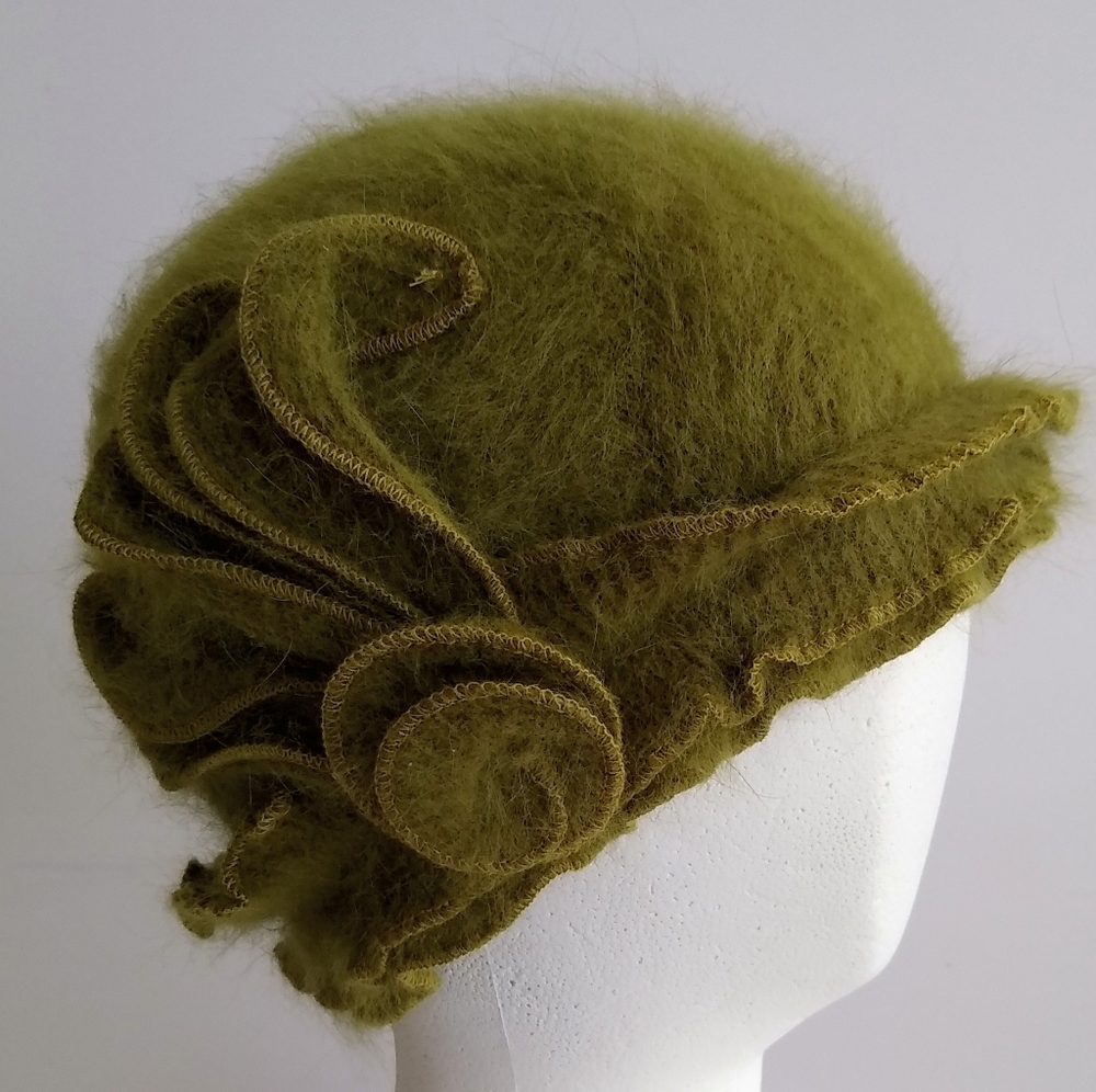 Vintage Angora Lime Green Ruffle Skull Hat Cap